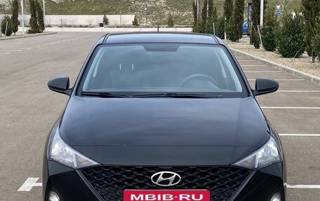 Hyundai Solaris II рестайлинг, 2020 год, 1 500 000 рублей, 2 фотография