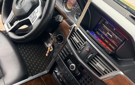 Mercedes-Benz E-Класс, 2012 год, 1 050 000 рублей, 6 фотография