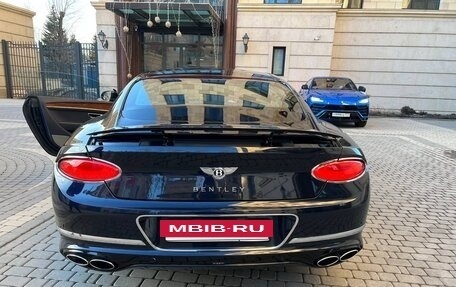 Bentley Continental GT III, 2020 год, 18 900 000 рублей, 7 фотография