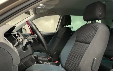 Volkswagen Tiguan II, 2019 год, 2 849 000 рублей, 8 фотография