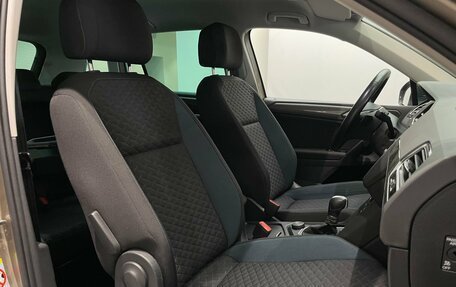 Volkswagen Tiguan II, 2019 год, 2 849 000 рублей, 12 фотография