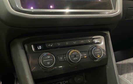 Volkswagen Tiguan II, 2019 год, 2 849 000 рублей, 18 фотография