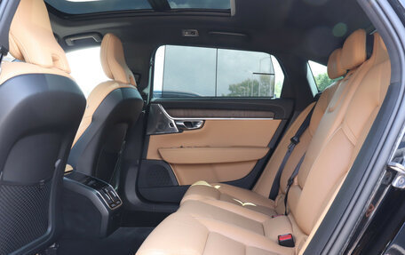 Volvo S90 II рестайлинг, 2021 год, 3 980 000 рублей, 11 фотография