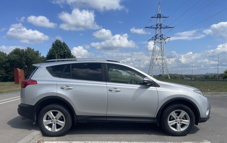 Toyota RAV4, 2014 год, 1 670 000 рублей, 2 фотография