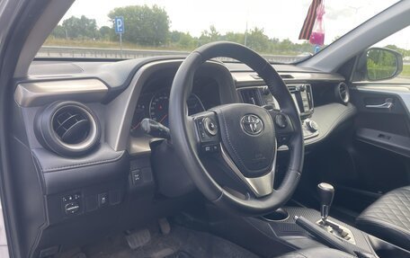 Toyota RAV4, 2014 год, 1 670 000 рублей, 11 фотография
