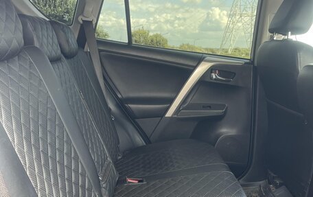 Toyota RAV4, 2014 год, 1 670 000 рублей, 9 фотография
