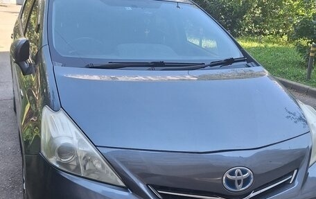 Toyota Prius Alpha I (ZVW40/41), 2012 год, 1 200 000 рублей, 4 фотография