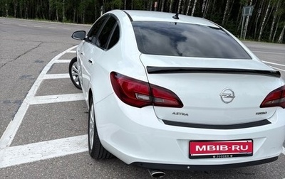 Opel Astra J, 2013 год, 920 000 рублей, 1 фотография