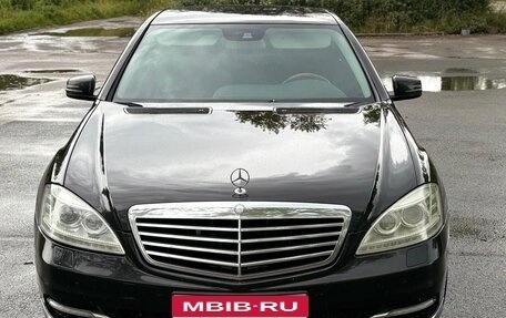 Mercedes-Benz S-Класс, 2010 год, 1 800 000 рублей, 1 фотография