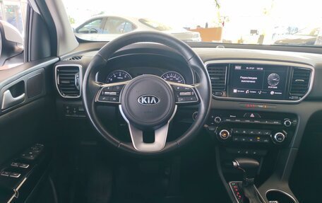 KIA Sportage IV рестайлинг, 2021 год, 2 650 000 рублей, 15 фотография
