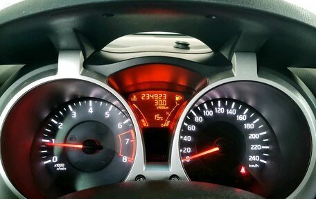 Nissan Juke II, 2011 год, 670 000 рублей, 18 фотография