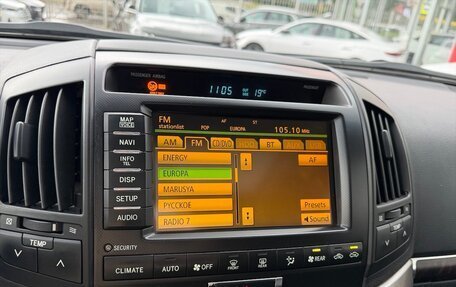 Toyota Land Cruiser 200, 2011 год, 2 490 000 рублей, 11 фотография
