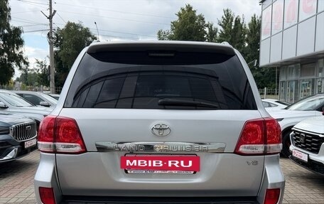 Toyota Land Cruiser 200, 2011 год, 2 490 000 рублей, 26 фотография