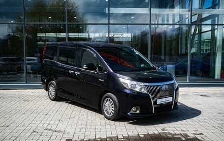 Toyota Esquire I, 2015 год, 1 700 000 рублей, 5 фотография