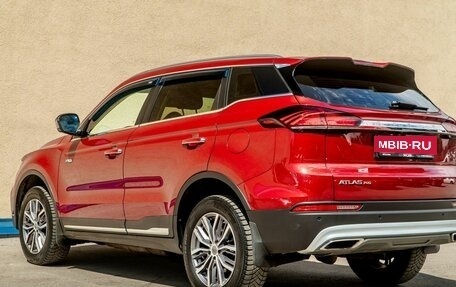 Geely Atlas, 2022 год, 1 890 000 рублей, 11 фотография