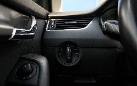 Skoda Octavia, 2017 год, 1 990 400 рублей, 13 фотография