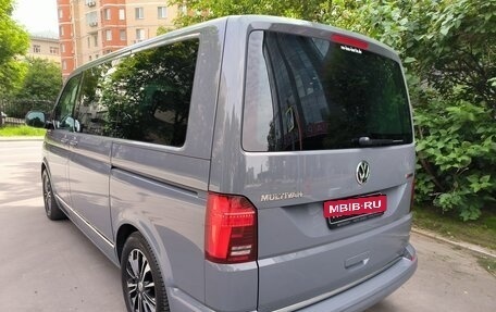 Volkswagen Multivan T6 рестайлинг, 2022 год, 5 890 000 рублей, 4 фотография