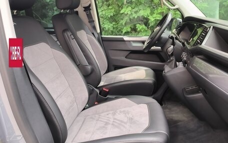 Volkswagen Multivan T6 рестайлинг, 2022 год, 5 890 000 рублей, 21 фотография
