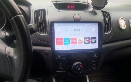 KIA Cerato III, 2009 год, 750 000 рублей, 4 фотография