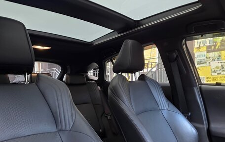 Toyota Harrier, 2020 год, 4 300 000 рублей, 21 фотография