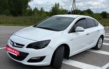 Opel Astra J, 2013 год, 920 000 рублей, 4 фотография