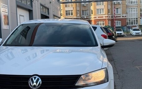 Volkswagen Jetta VI, 2015 год, 800 000 рублей, 7 фотография