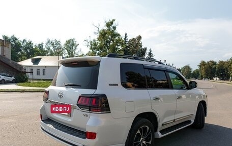 Toyota Land Cruiser 200, 2020 год, 7 500 000 рублей, 20 фотография