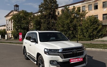 Toyota Land Cruiser 200, 2020 год, 7 500 000 рублей, 16 фотография