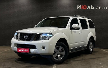 Nissan Pathfinder, 2012 год, 1 800 000 рублей, 1 фотография