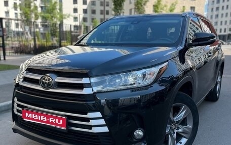 Toyota Highlander III, 2021 год, 4 650 000 рублей, 1 фотография