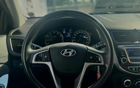 Hyundai Solaris II рестайлинг, 2016 год, 765 000 рублей, 9 фотография