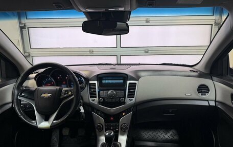 Chevrolet Cruze II, 2012 год, 770 000 рублей, 10 фотография
