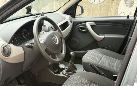 Renault Sandero I, 2011 год, 750 000 рублей, 3 фотография