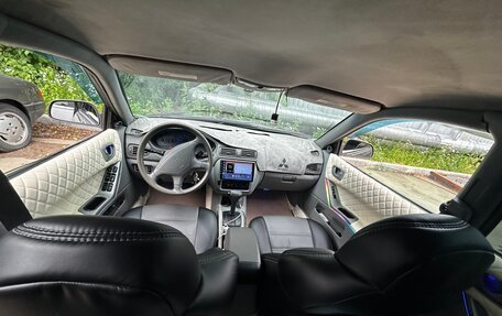 Mitsubishi Galant VIII, 2003 год, 210 000 рублей, 4 фотография