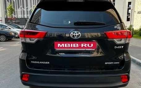 Toyota Highlander III, 2021 год, 4 650 000 рублей, 5 фотография