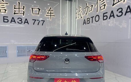 Volkswagen Golf VIII, 2023 год, 1 800 000 рублей, 5 фотография