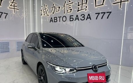 Volkswagen Golf VIII, 2023 год, 1 800 000 рублей, 3 фотография