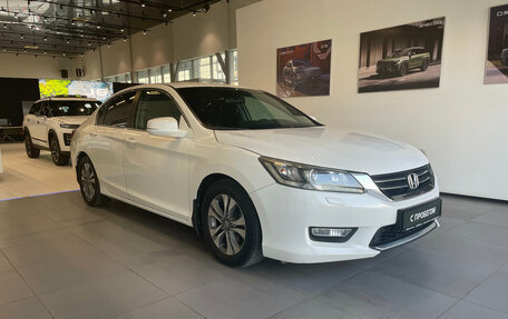 Honda Accord IX рестайлинг, 2013 год, 1 090 000 рублей, 3 фотография