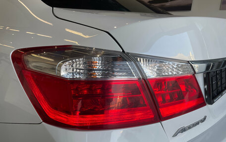 Honda Accord IX рестайлинг, 2013 год, 1 090 000 рублей, 8 фотография