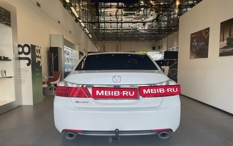 Honda Accord IX рестайлинг, 2013 год, 1 090 000 рублей, 5 фотография