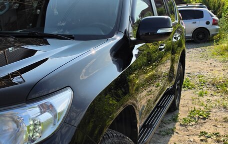 Toyota Land Cruiser Prado 150 рестайлинг 2, 2019 год, 5 800 000 рублей, 12 фотография