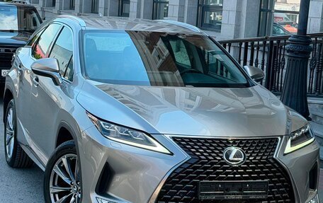 Lexus RX IV рестайлинг, 2020 год, 4 800 000 рублей, 6 фотография