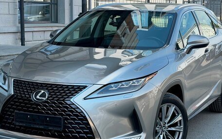 Lexus RX IV рестайлинг, 2020 год, 4 800 000 рублей, 7 фотография
