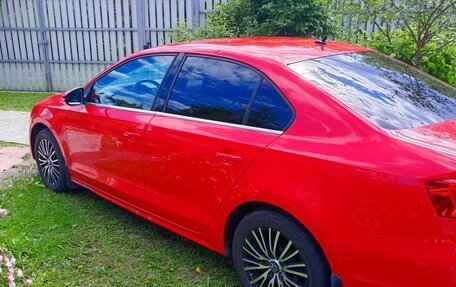 Volkswagen Jetta VI, 2014 год, 1 210 000 рублей, 4 фотография