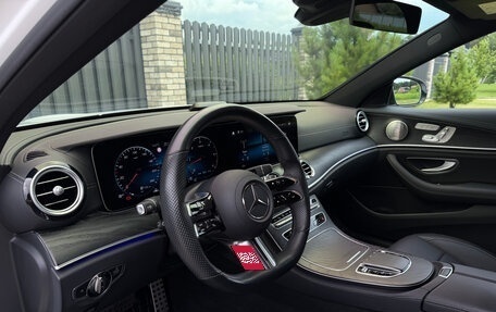 Mercedes-Benz E-Класс, 2022 год, 3 790 000 рублей, 8 фотография