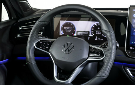 Volkswagen Tiguan, 2024 год, 4 290 000 рублей, 15 фотография