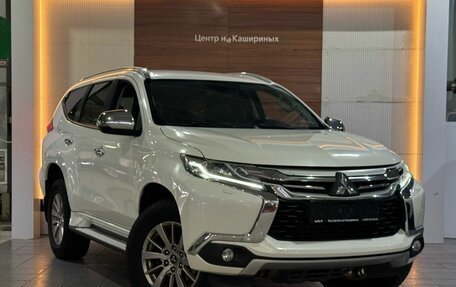 Mitsubishi Pajero Sport III рестайлинг, 2017 год, 2 695 900 рублей, 3 фотография