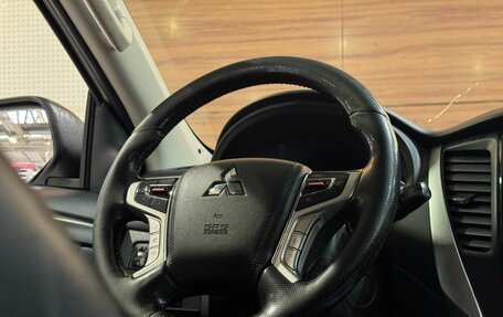 Mitsubishi Pajero Sport III рестайлинг, 2017 год, 2 695 900 рублей, 11 фотография