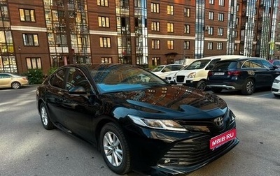 Toyota Camry, 2018 год, 2 590 000 рублей, 1 фотография