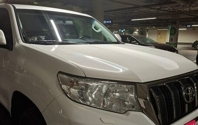 Toyota Land Cruiser Prado 150 рестайлинг 2, 2019 год, 5 800 000 рублей, 1 фотография